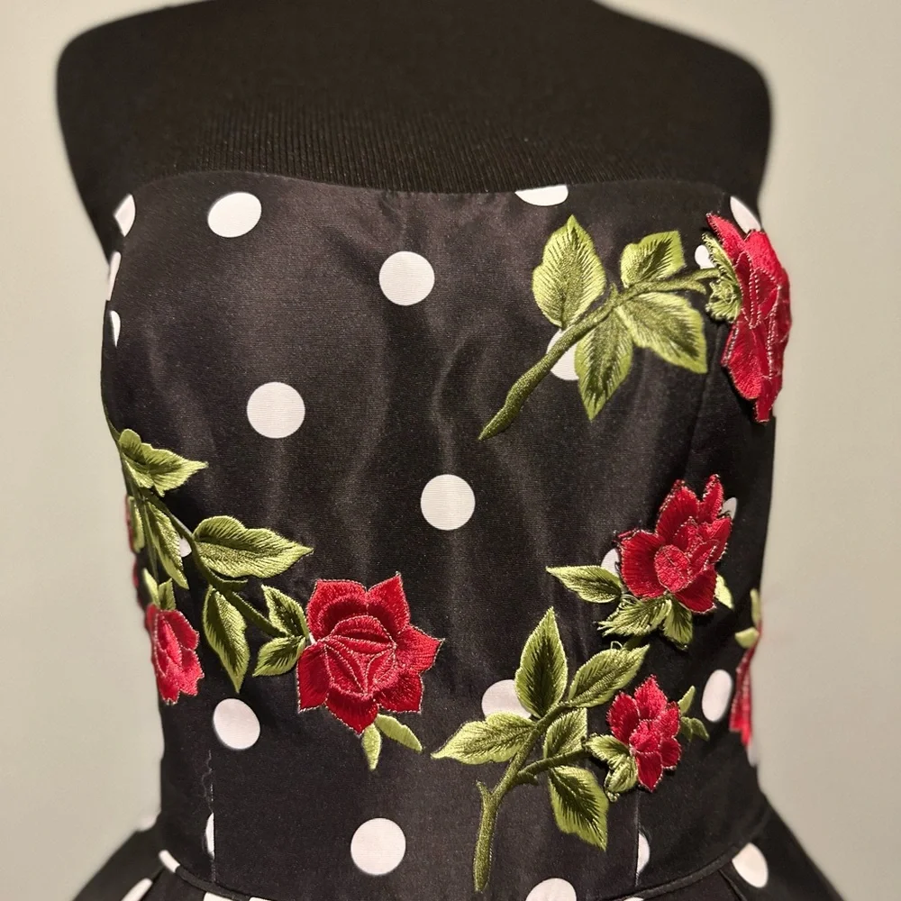 Sherri Hill Size 0 Rose Polka Dot High-Low Prom Gown – Fun, Flirty🌹✨ - Picture 4 of 7